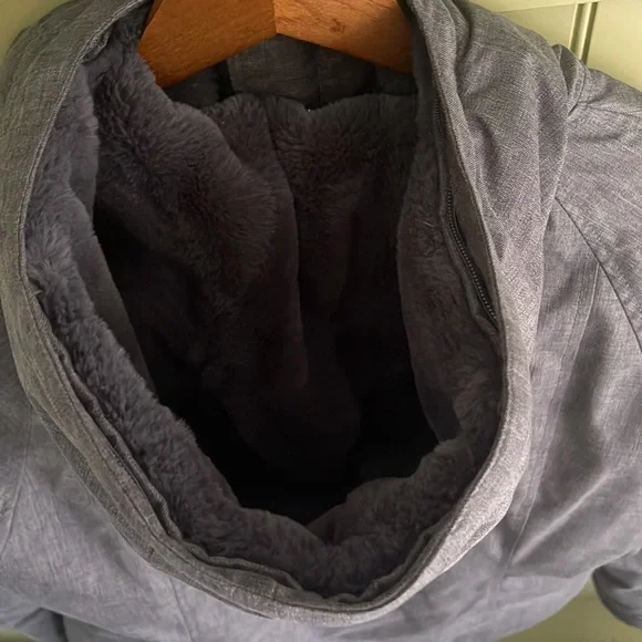 SOLD - Picture 5 of 9